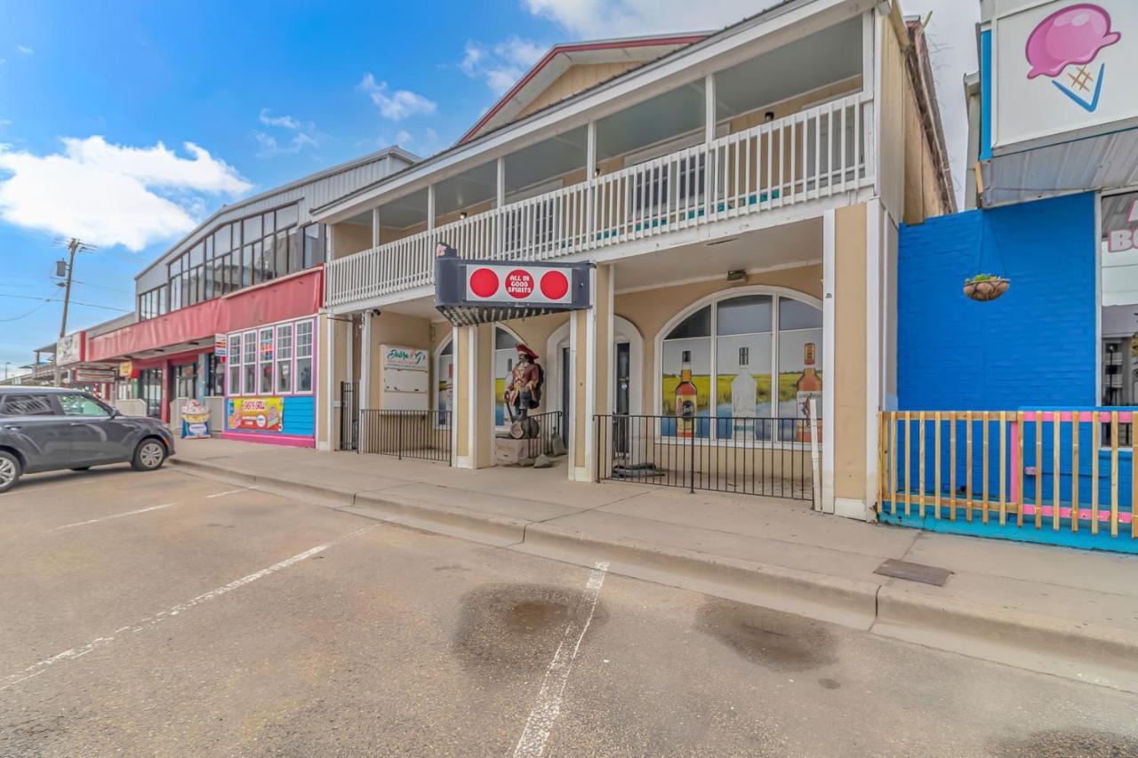 125 Atlantic Avenue Unit G1 - Pet Friendly! Walk To The Beach And Pier! 2Br -1Ba - Sleeps 6 Guests! Myrtle Beach Eksteriør billede
